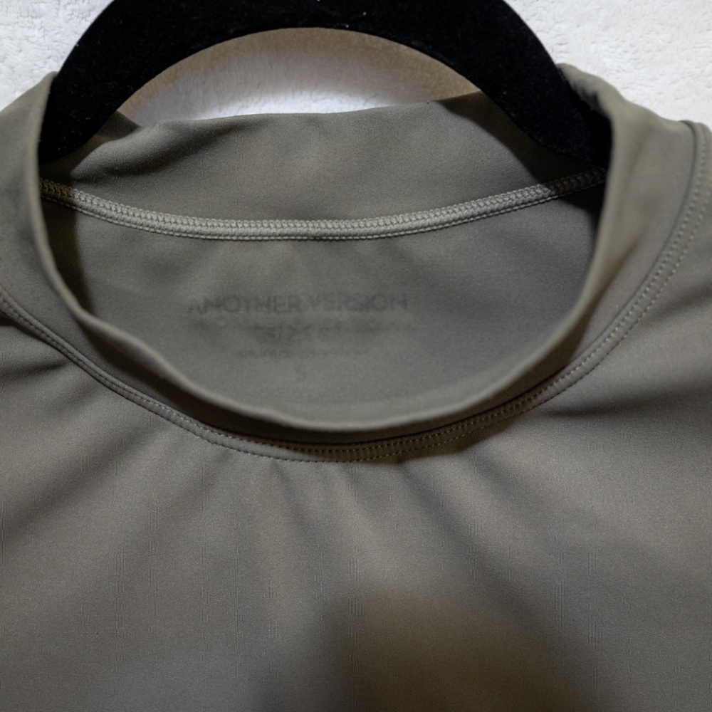 Another Version Gym Set Olive - image 3